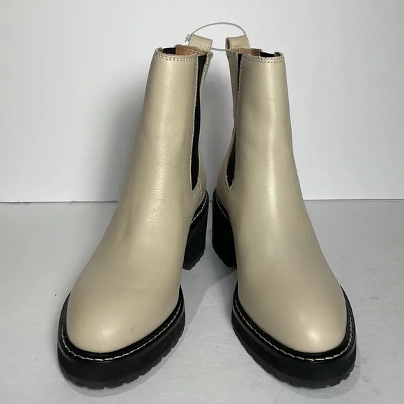 Madewell Kristin Chelsea Boots Size 6.5